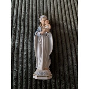 Artmark Madonna and Child Figurine Ceramic Made in Japan Religious Decor